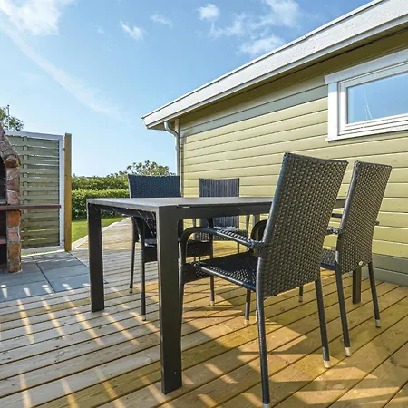 Holiday home In With Kitchen *
